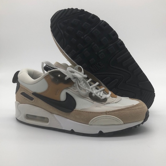 Women’s Nike Air Max 90 Futura DM9922-002 NWOB - Picture 1 of 5